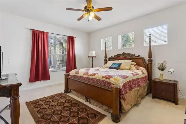 Listing Photo 10