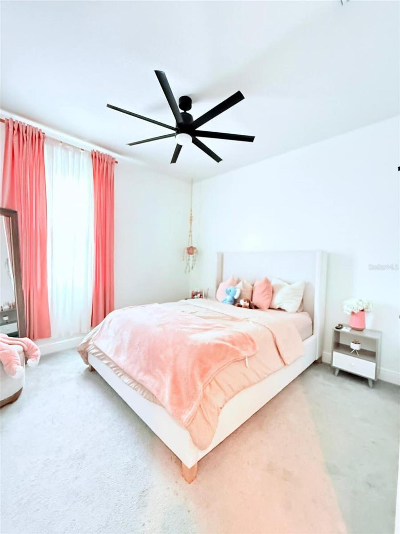 Listing Photo 9