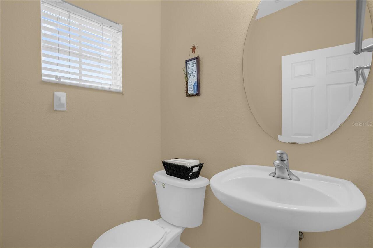 Listing Photo 12