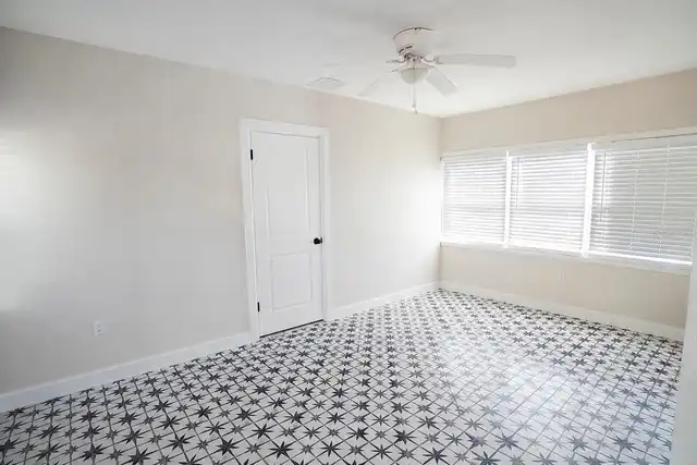 Listing Photo 13