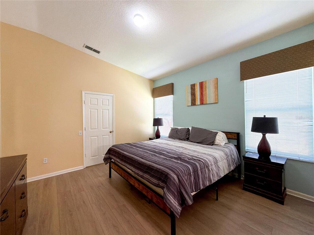 Listing Photo 28