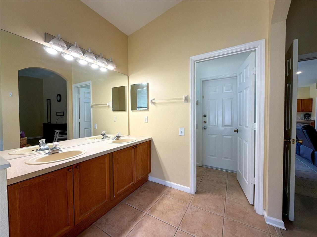 Listing Photo 33