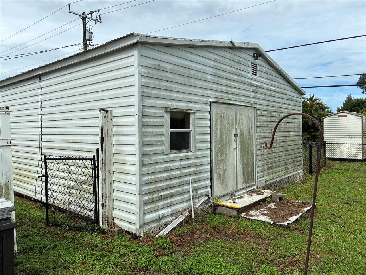 Listing Photo 10