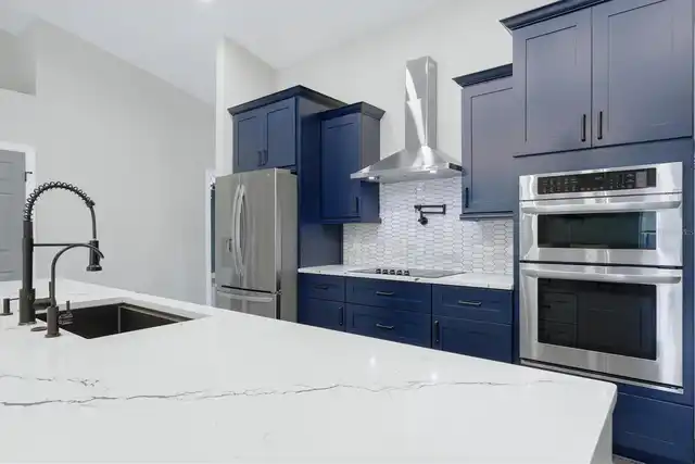 Listing Photo 16
