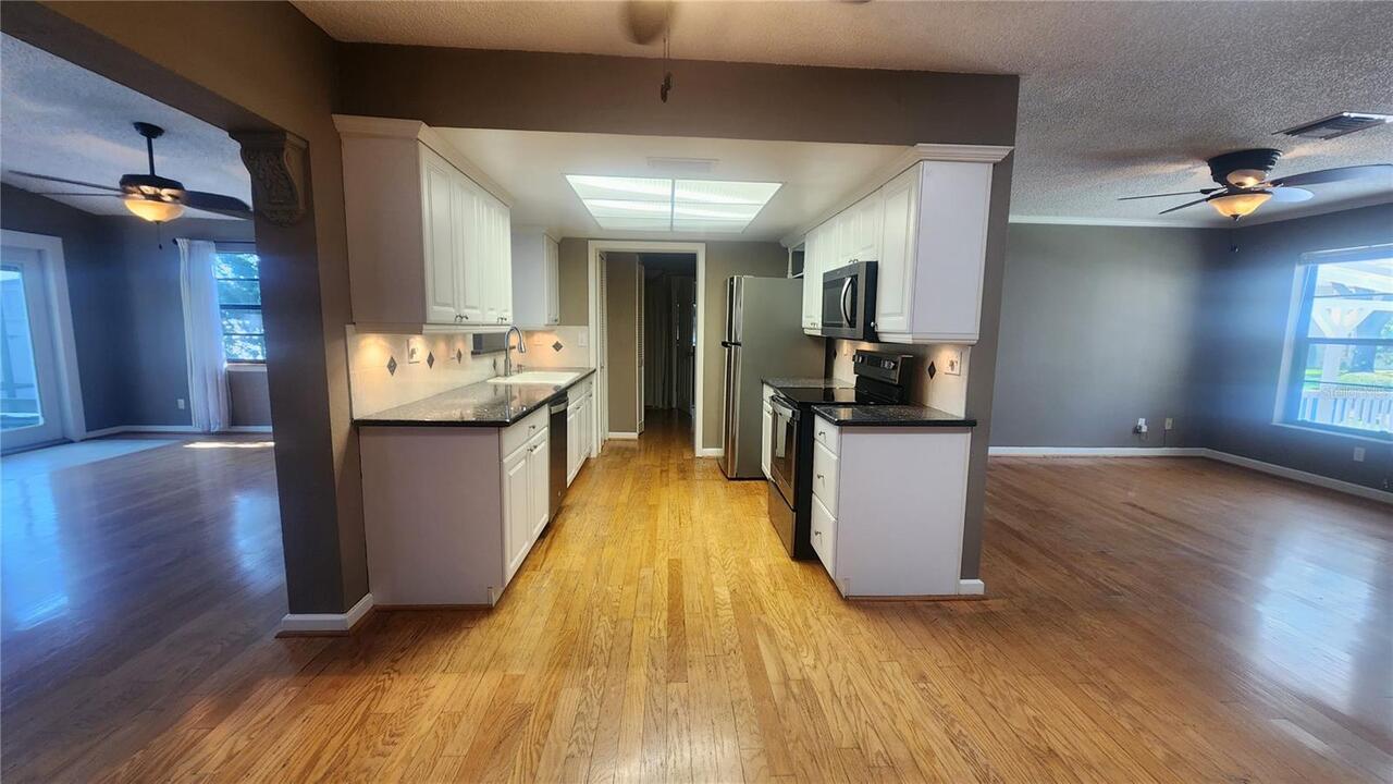 Listing Photo 7