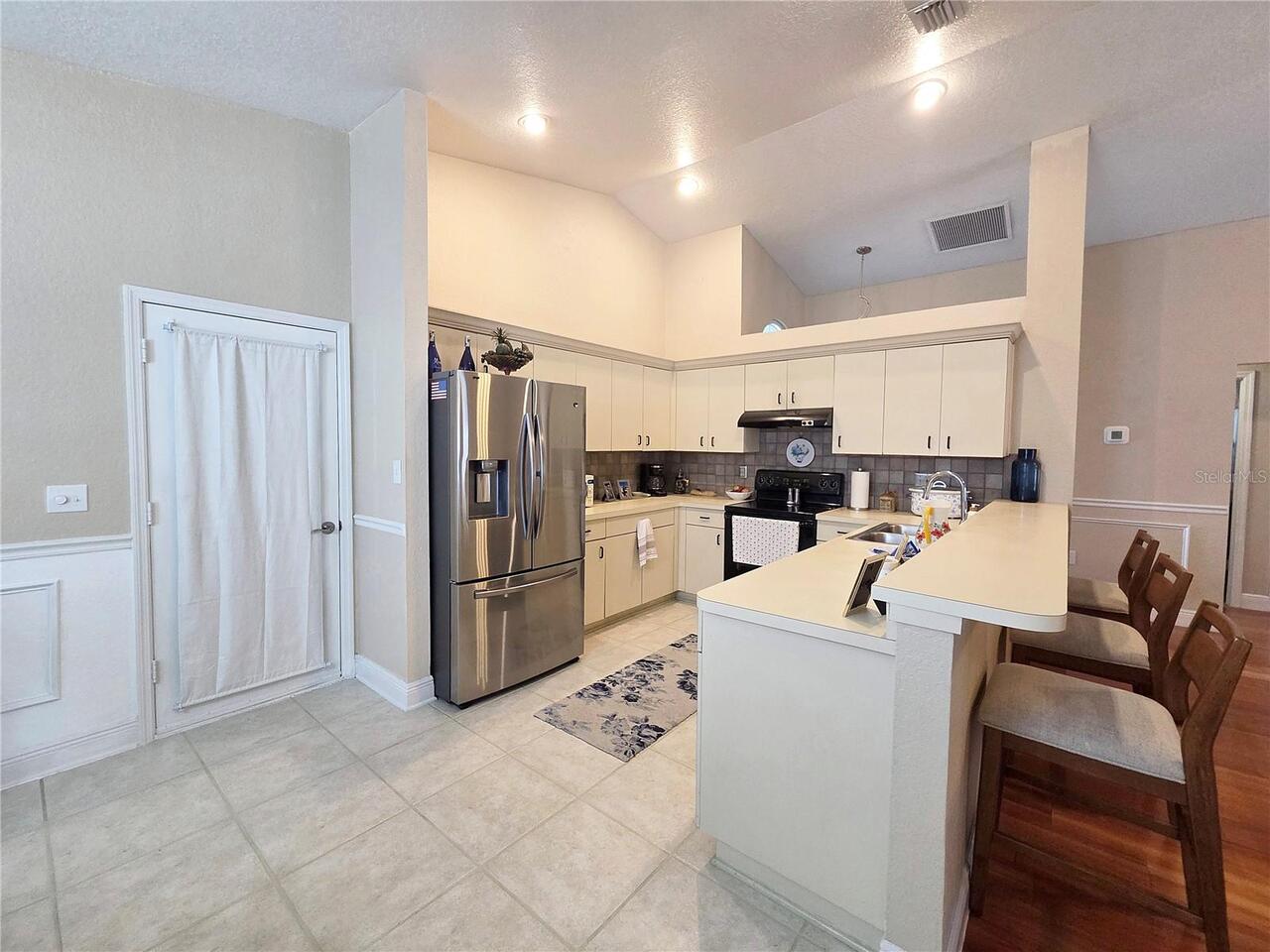 Listing Photo 7