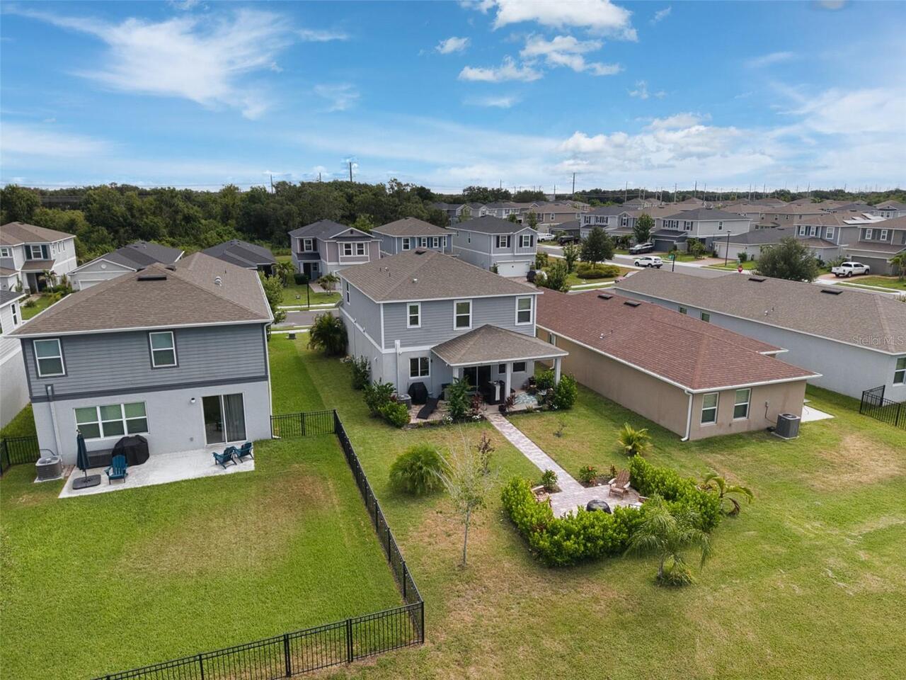 Listing Photo 10