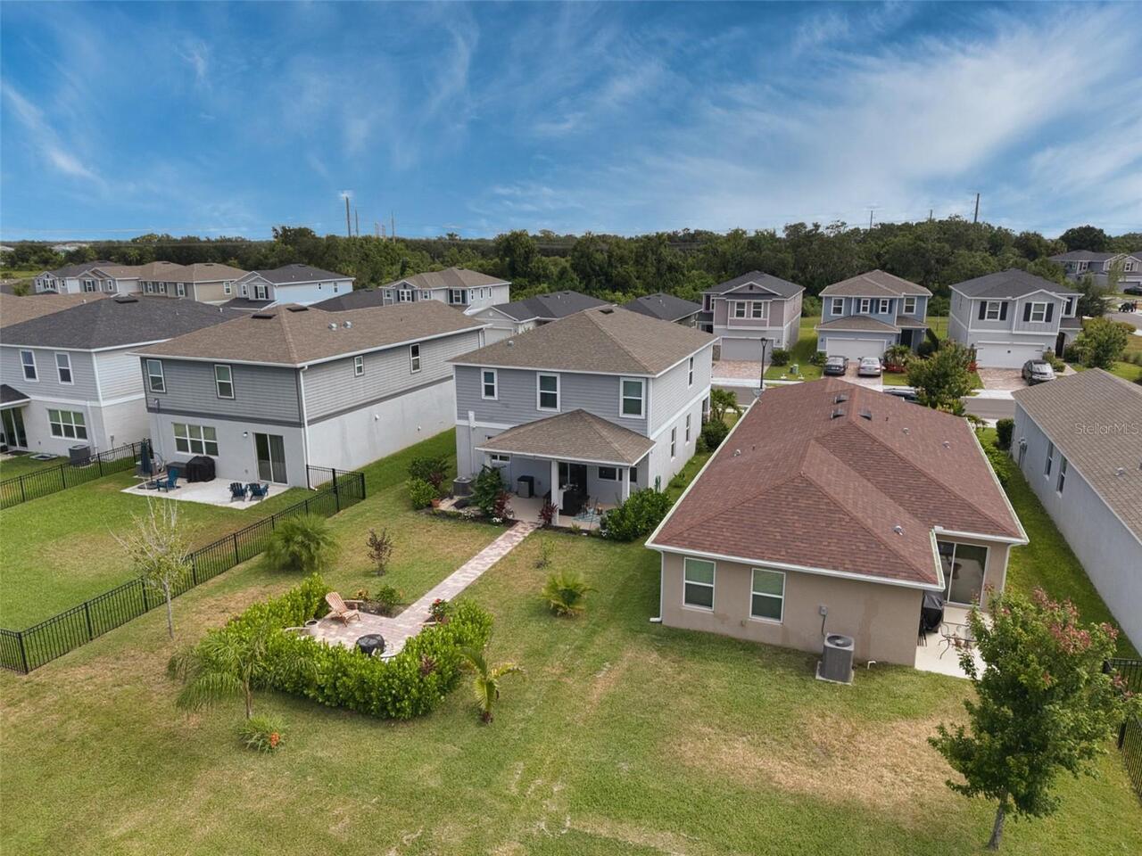 Listing Photo 11
