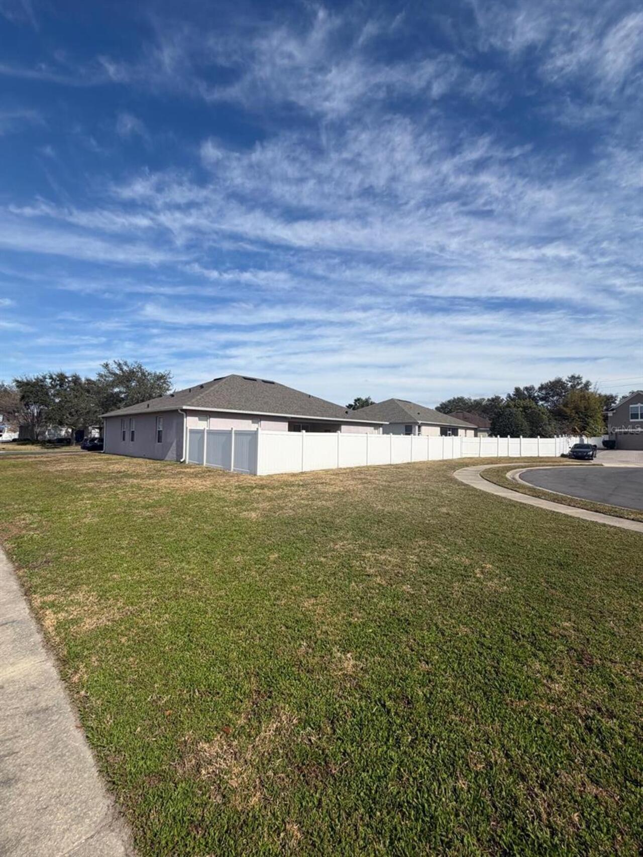 Listing Photo 25