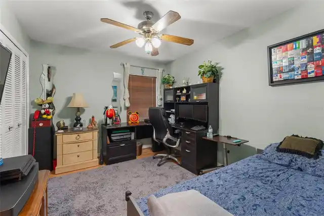 Listing Photo 17