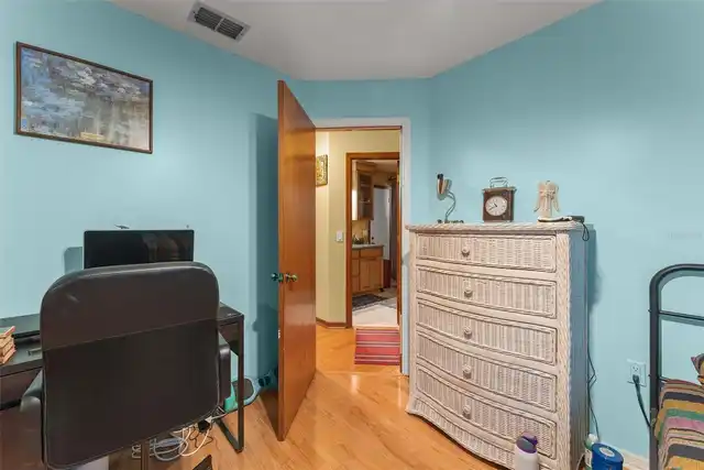 Listing Photo 21