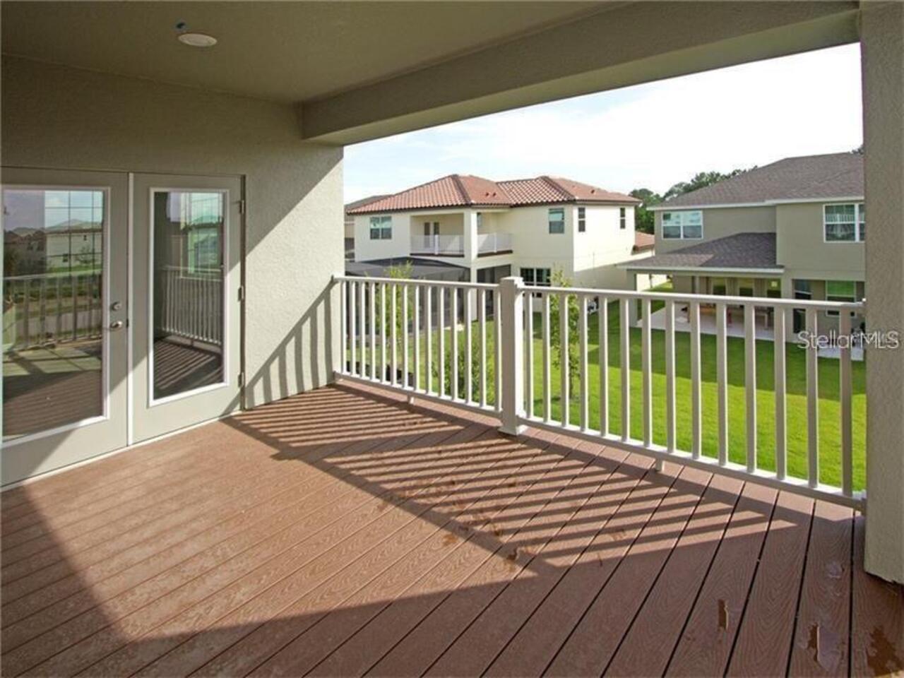 Listing Photo 8