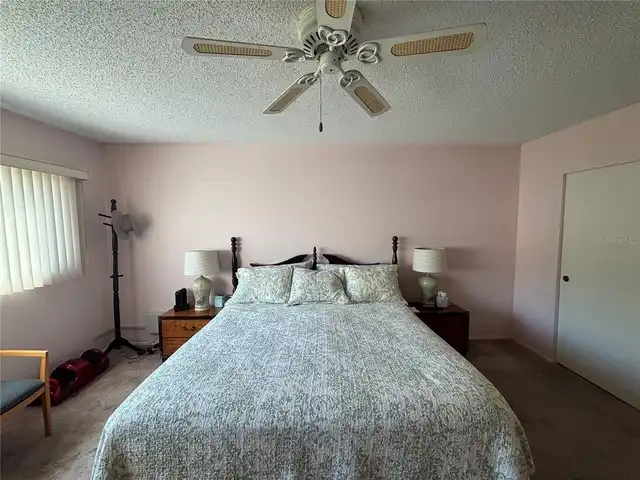 Listing Photo 12