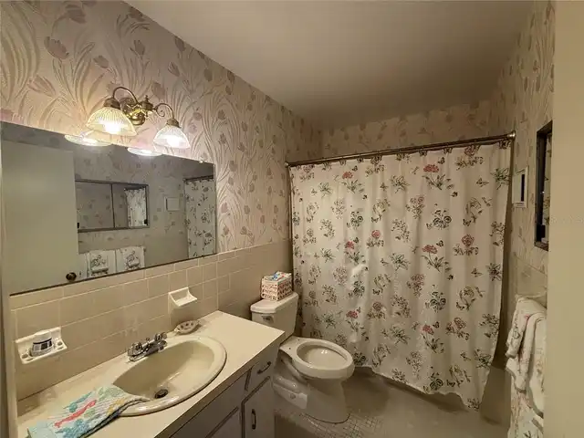 Listing Photo 17