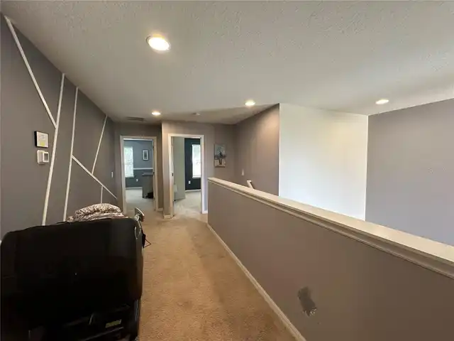 Listing Photo 17