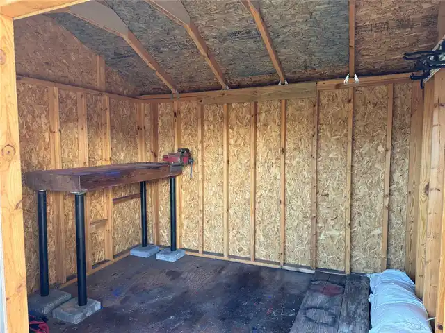 Listing Photo 25