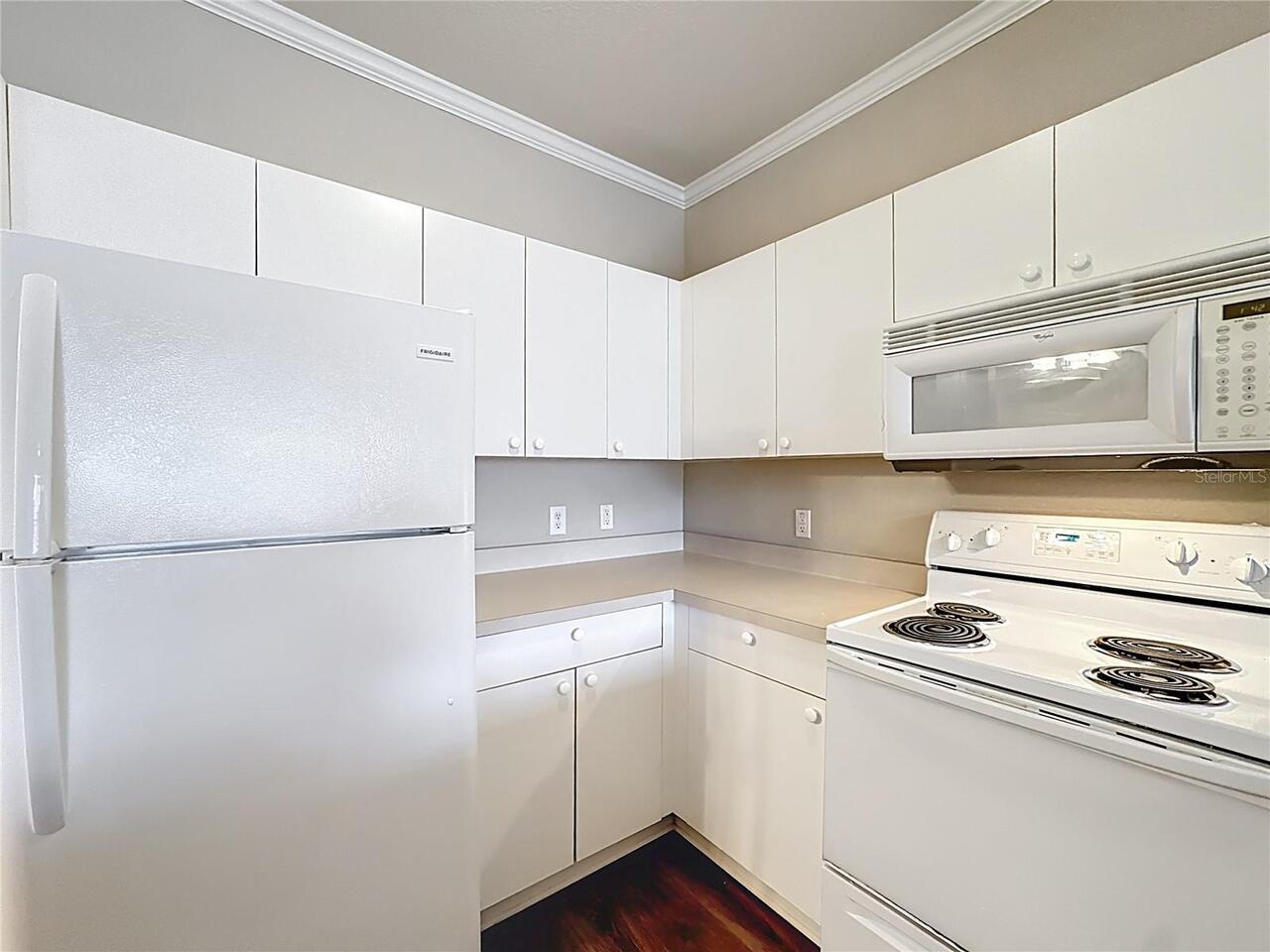 Listing Photo 16