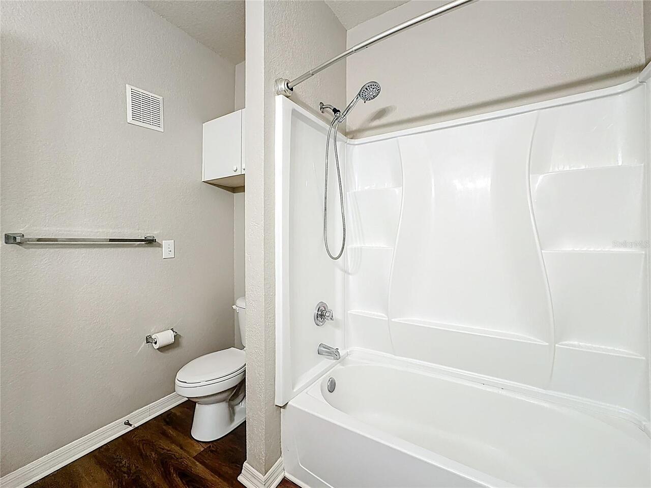 Listing Photo 28