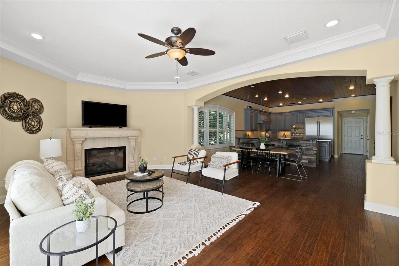 Listing Photo 14