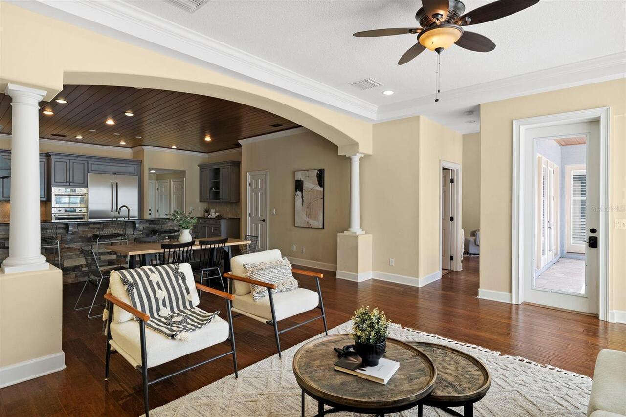 Listing Photo 15
