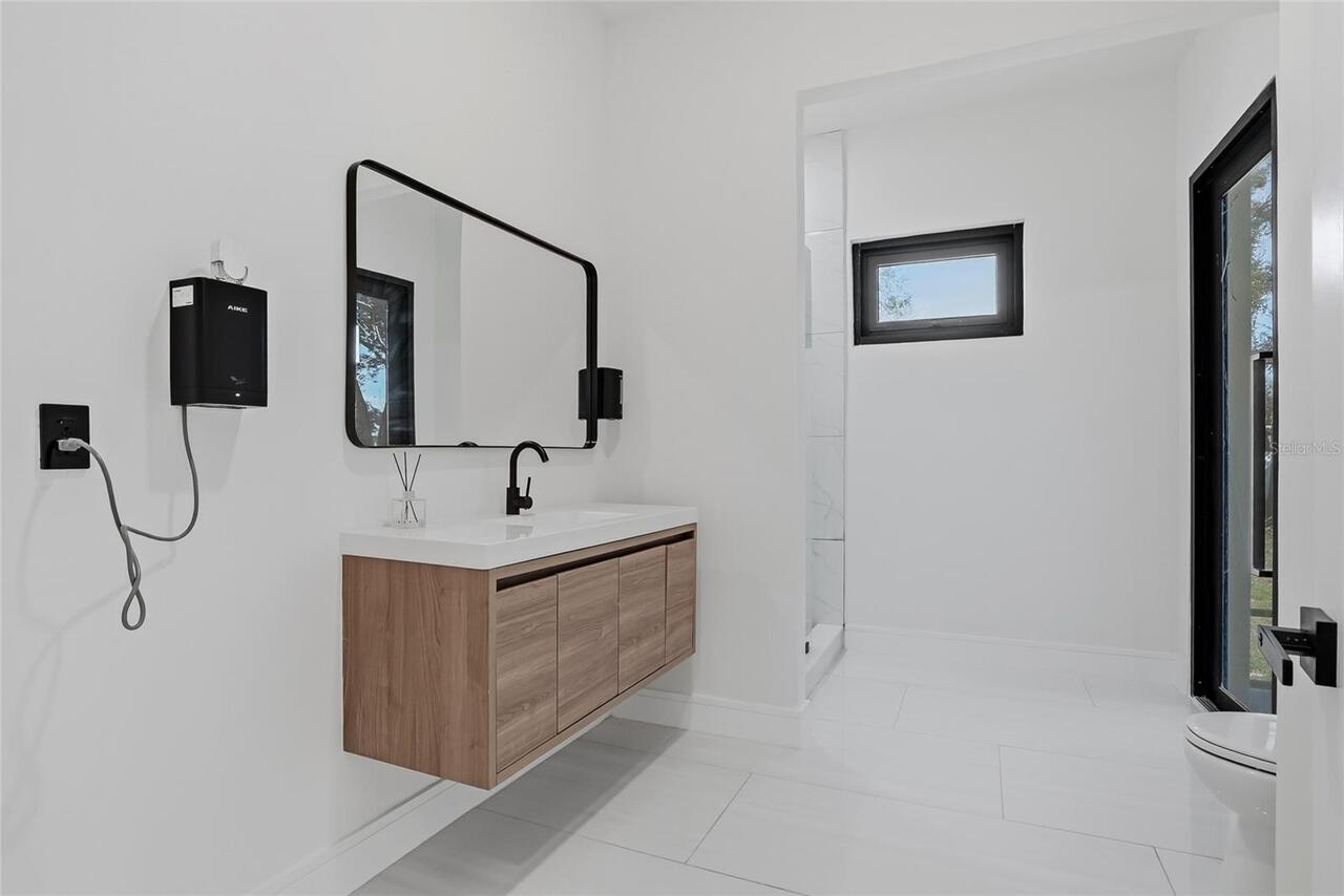 Listing Photo 27
