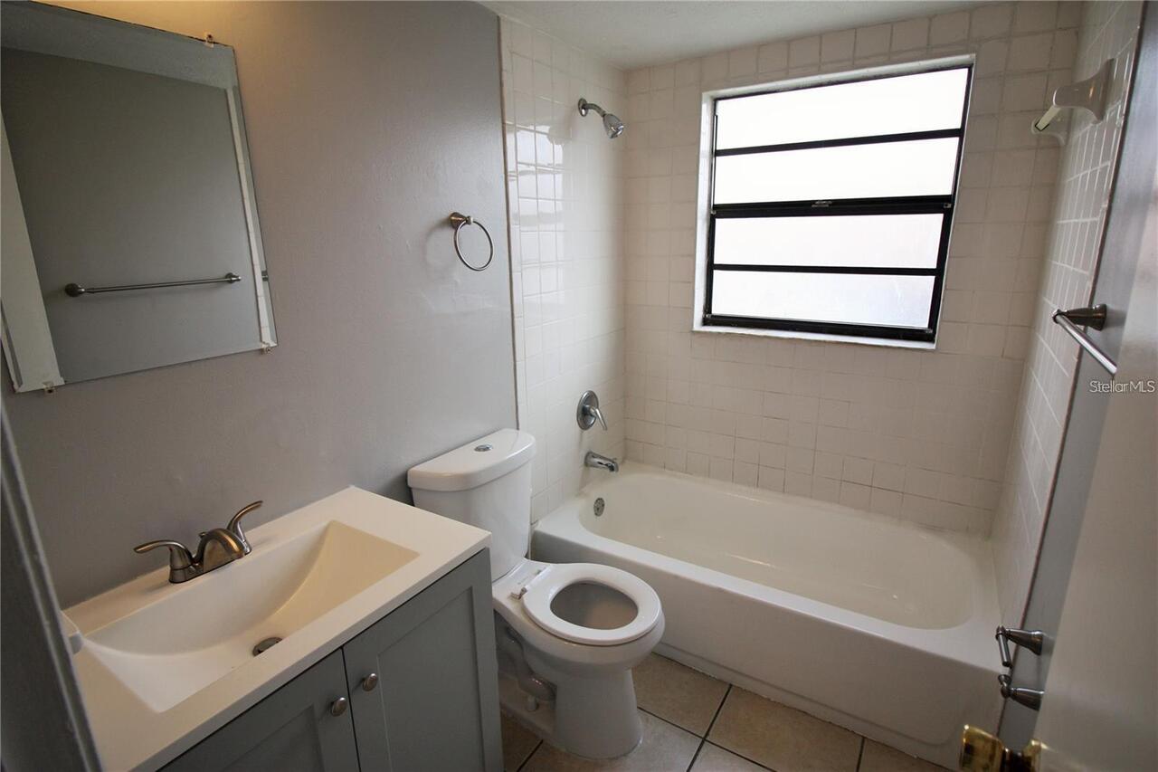 Listing Photo 9