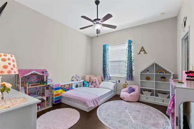 Listing Photo 14