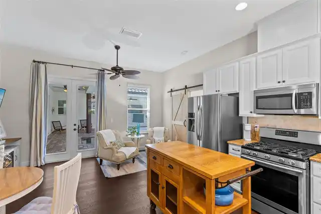 Listing Photo 21