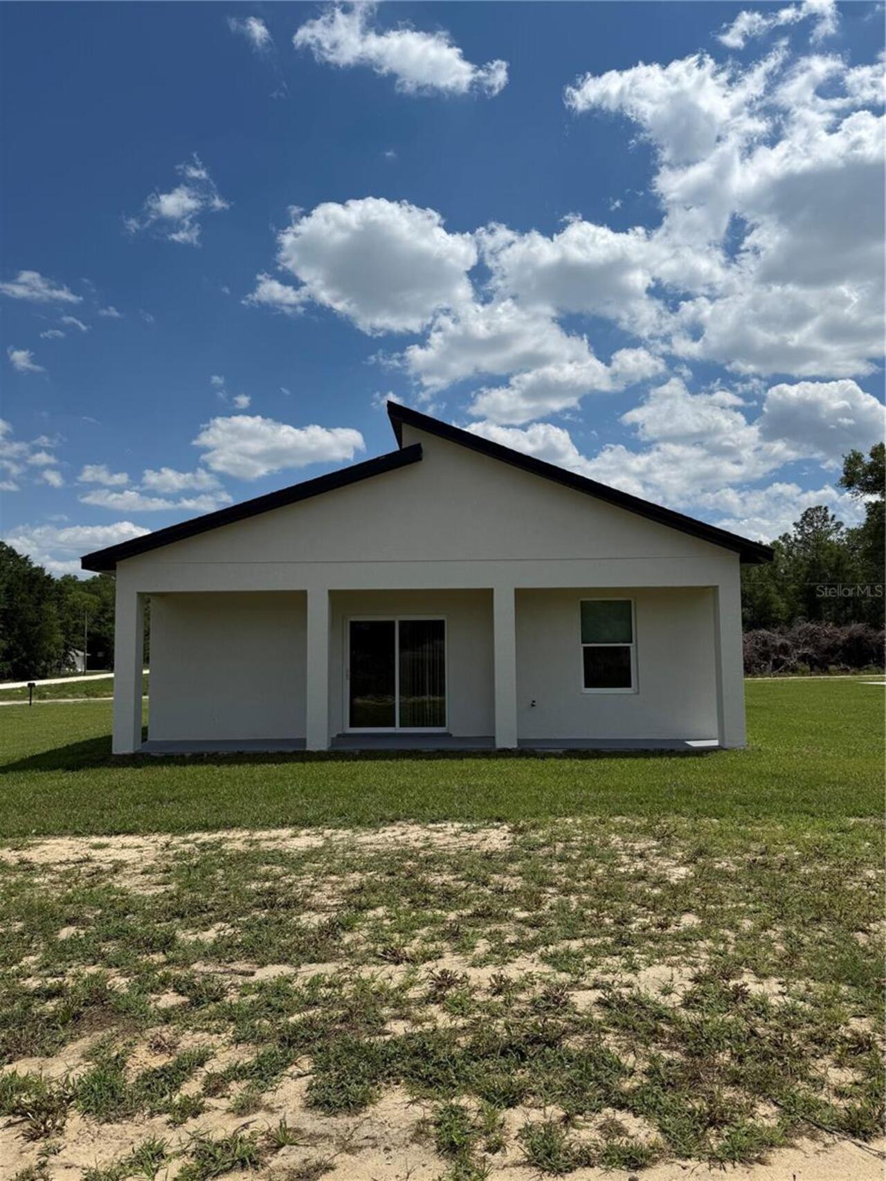 Listing Photo 12