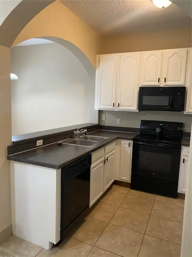 Listing Photo 7
