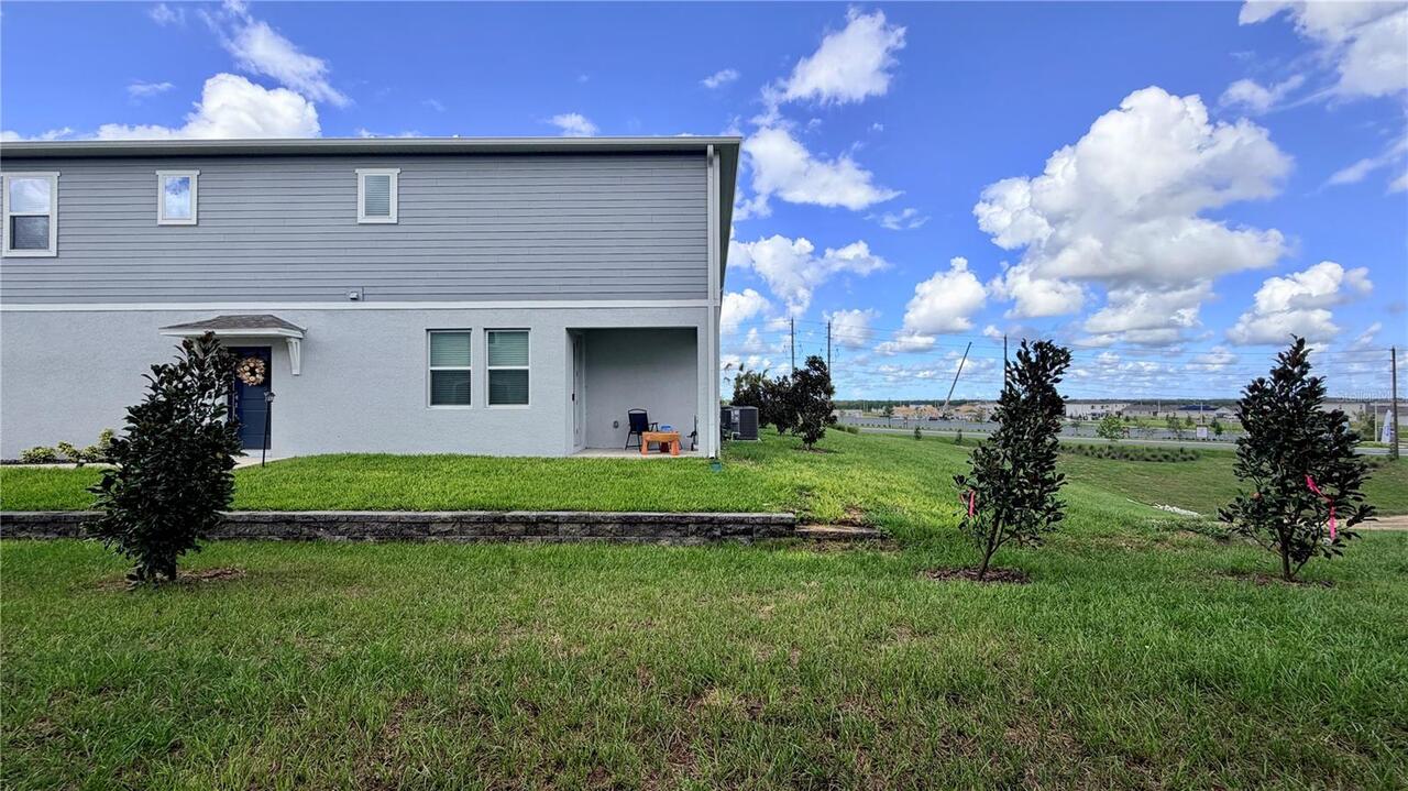 Listing Photo 11