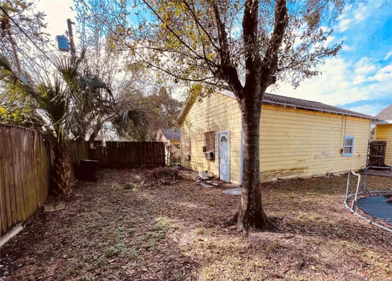 Listing Photo 10