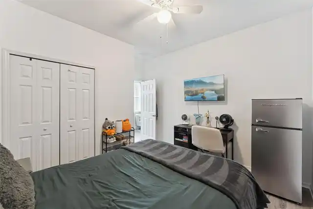 Listing Photo 33