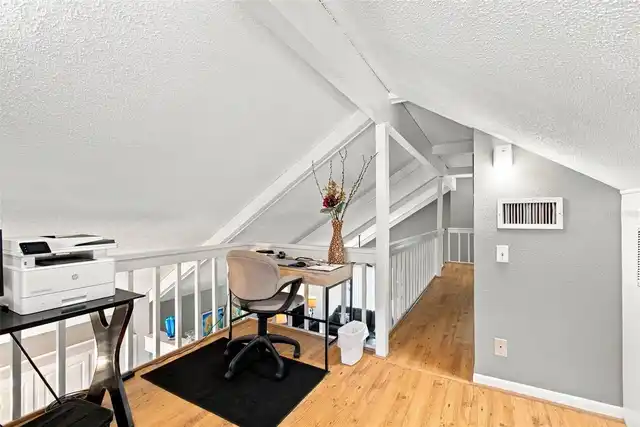 Listing Photo 21