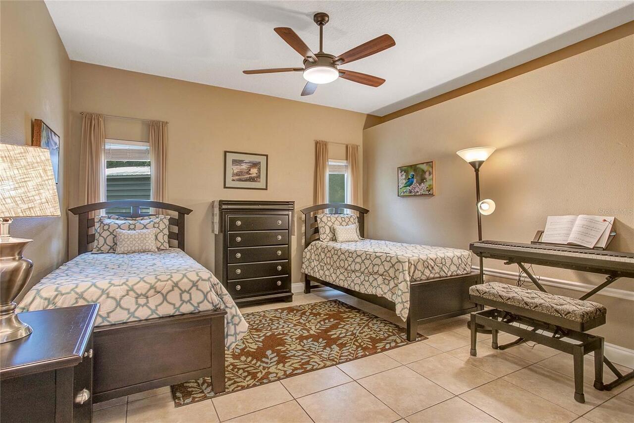 Listing Photo 18