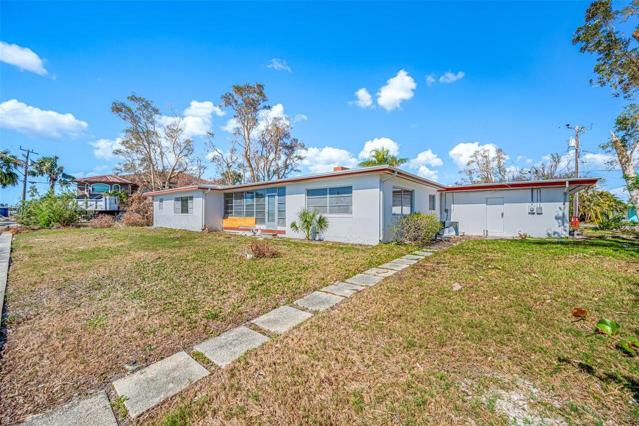 Listing Photo 10