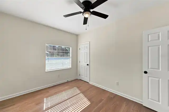 Listing Photo 31