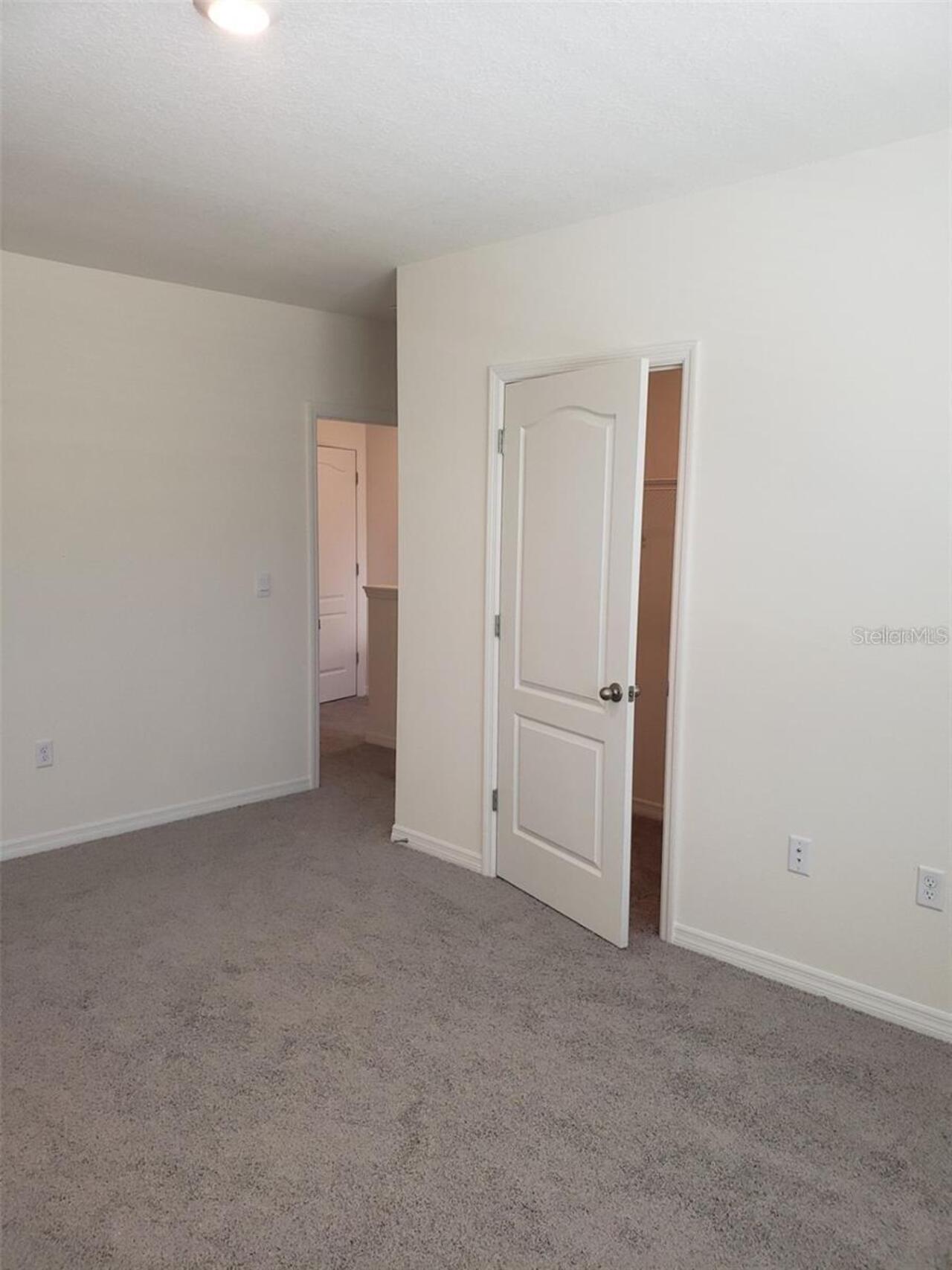 Listing Photo 14