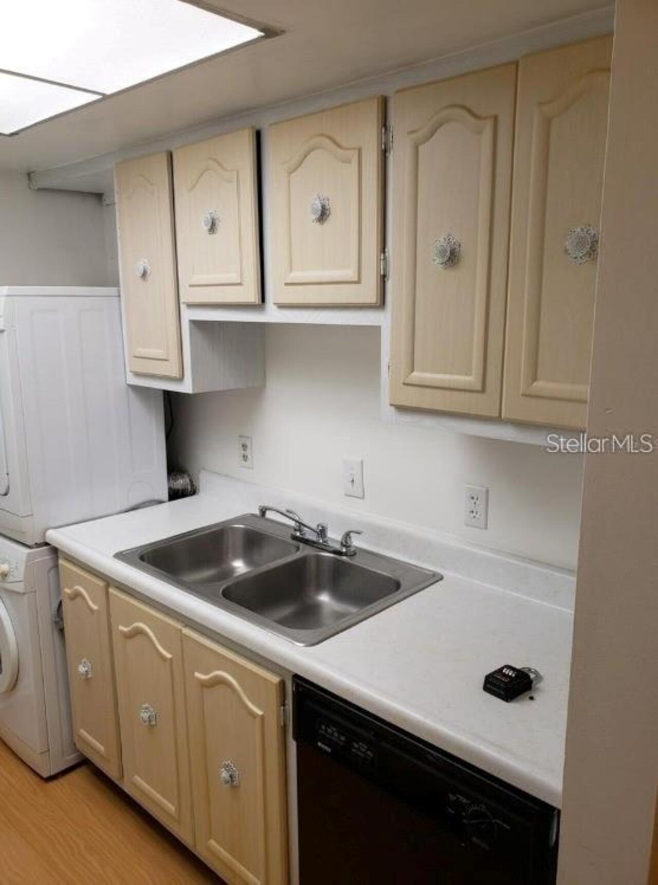 Listing Photo 9