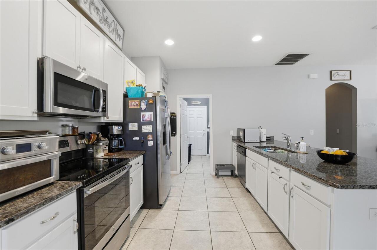 Listing Photo 15
