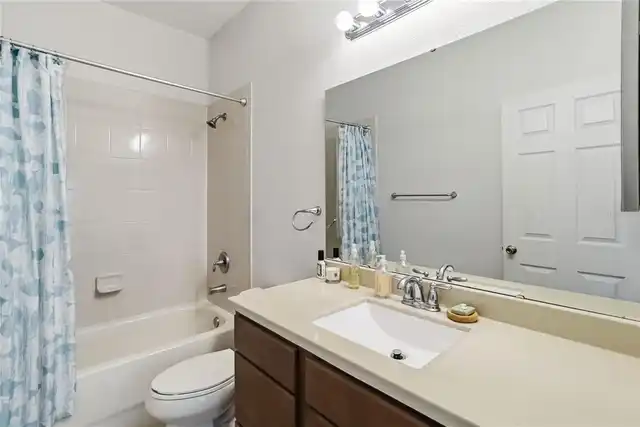 Listing Photo 21