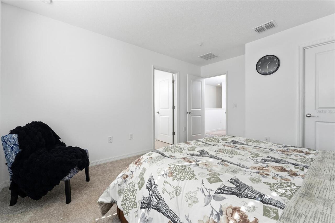 Listing Photo 17