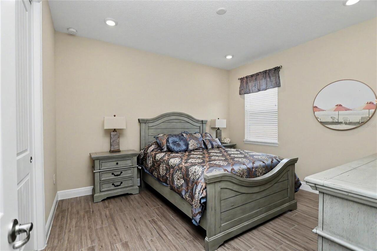 Listing Photo 22