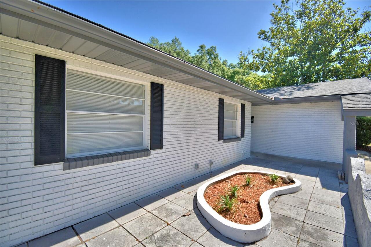 Listing Photo 7