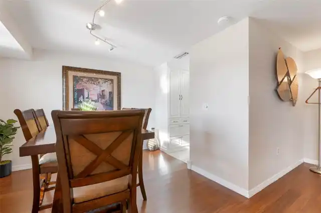 Listing Photo 7