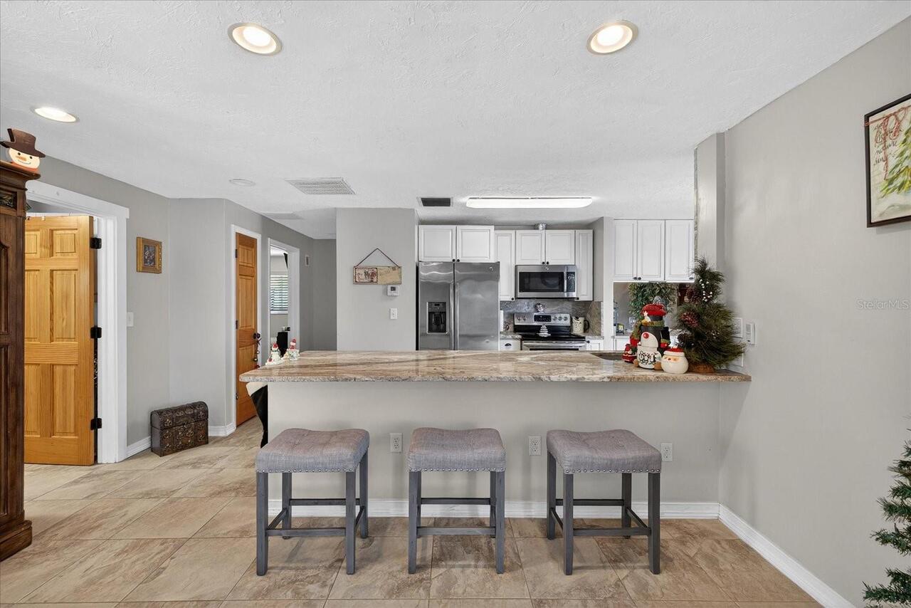 Listing Photo 10