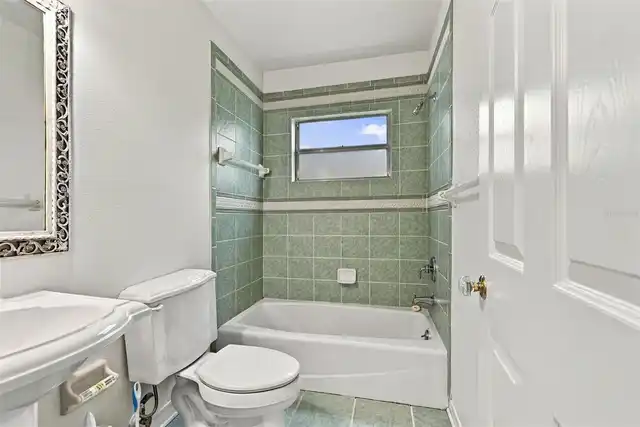 Listing Photo 23