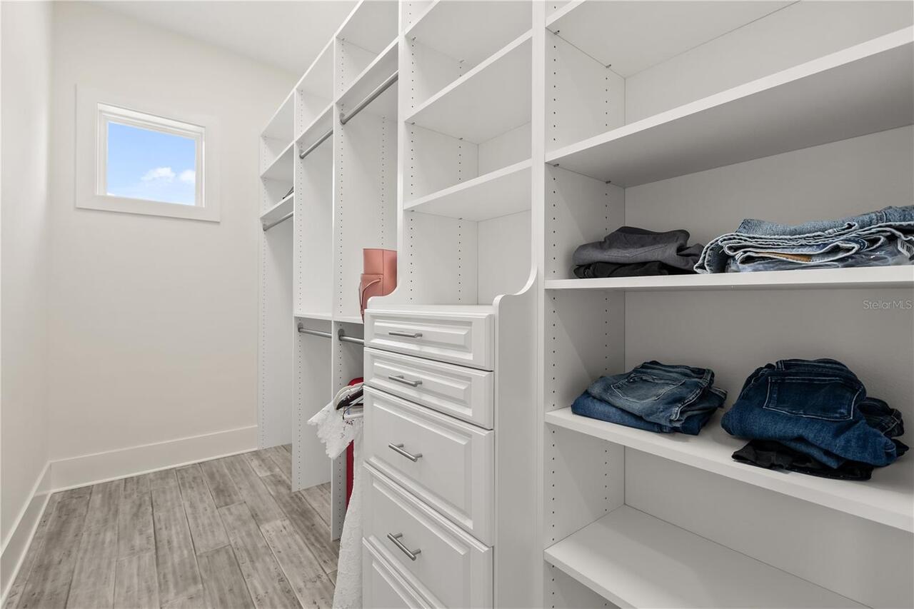 Listing Photo 34