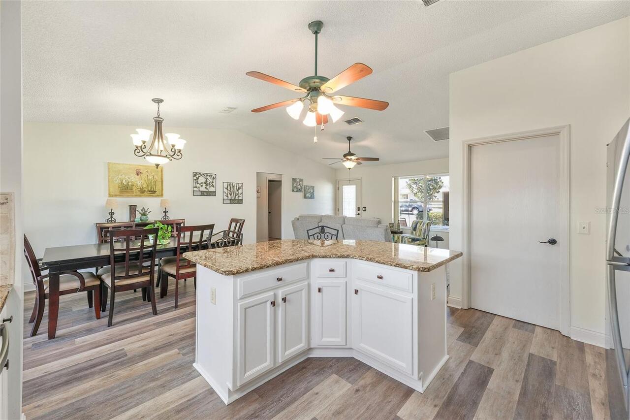 Listing Photo 19