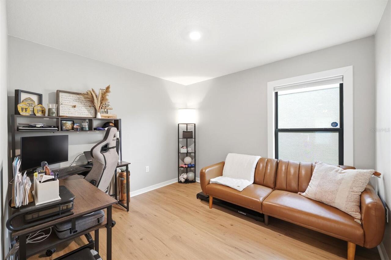 Listing Photo 21